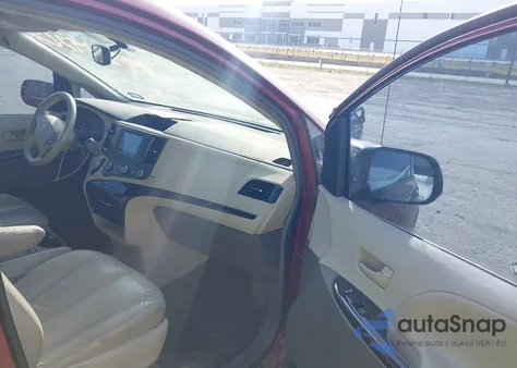 2012 Toyota Sienna Le V6 8 Passenger из США, поврежденный, VIN 5TDKK3DC5CS223659